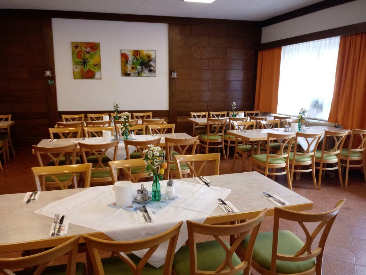 Weinhotel Rieder Пойсдорф Экстерьер фото